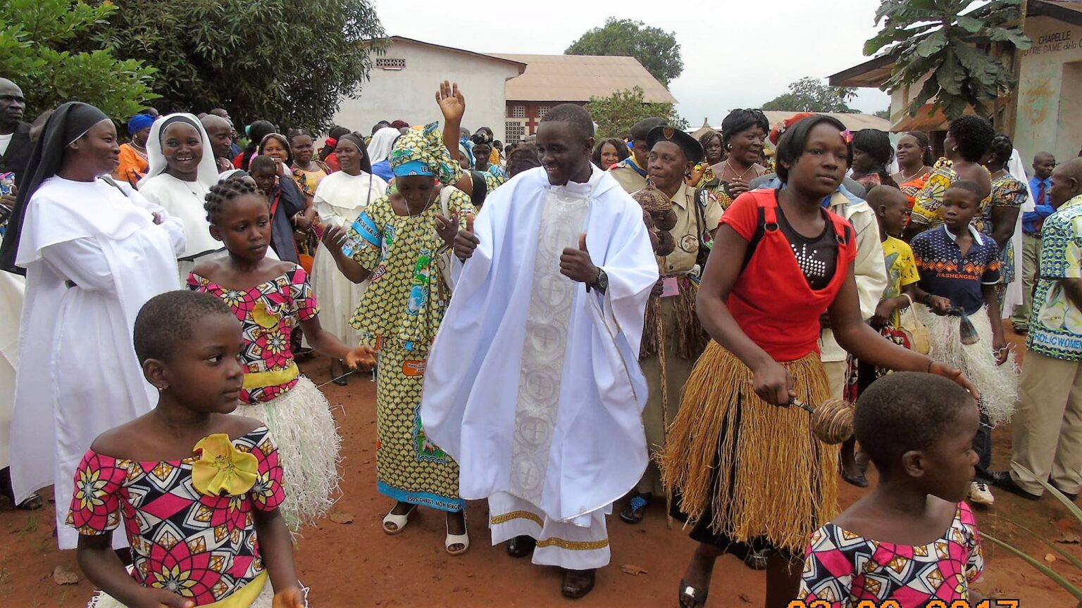 La Iglesia Cat Lica En La Rep Blica Democr Tica Del Congo Consolata