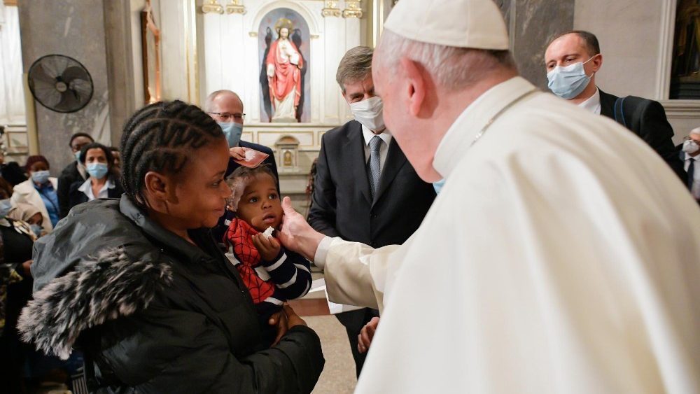 Papa Francisco visita Chipre